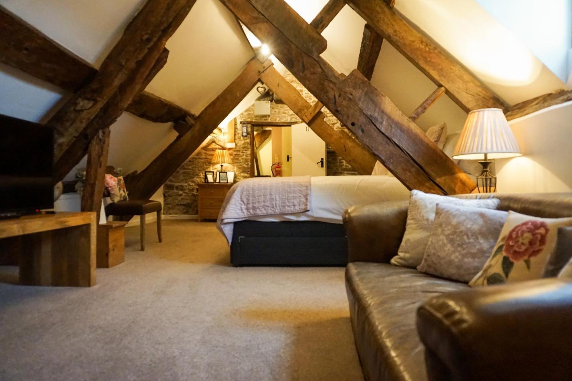 Kings Arms Hotel Abergavenny Kültér fotó