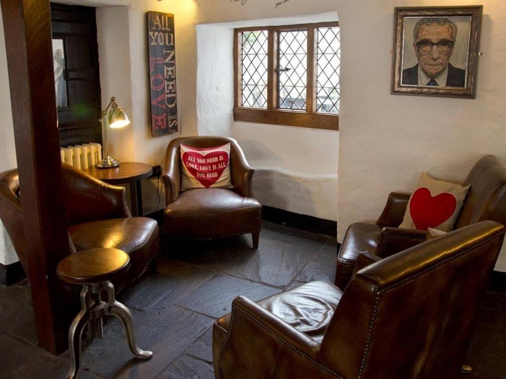 Kings Arms Hotel Abergavenny Kültér fotó
