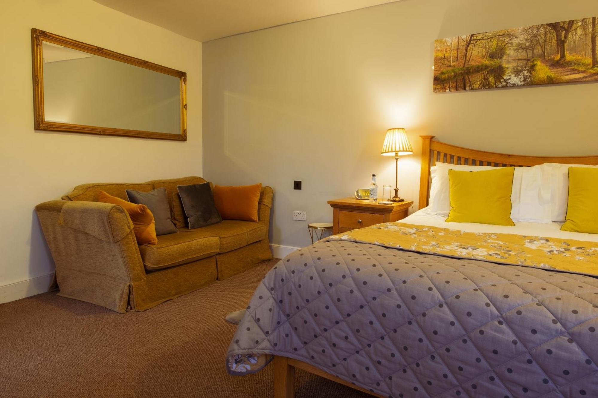 Kings Arms Hotel Abergavenny Szoba fotó